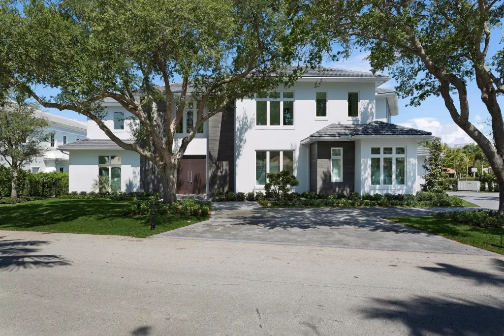 1289 Spec Home